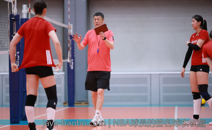 NBA球员的签名球衣收藏